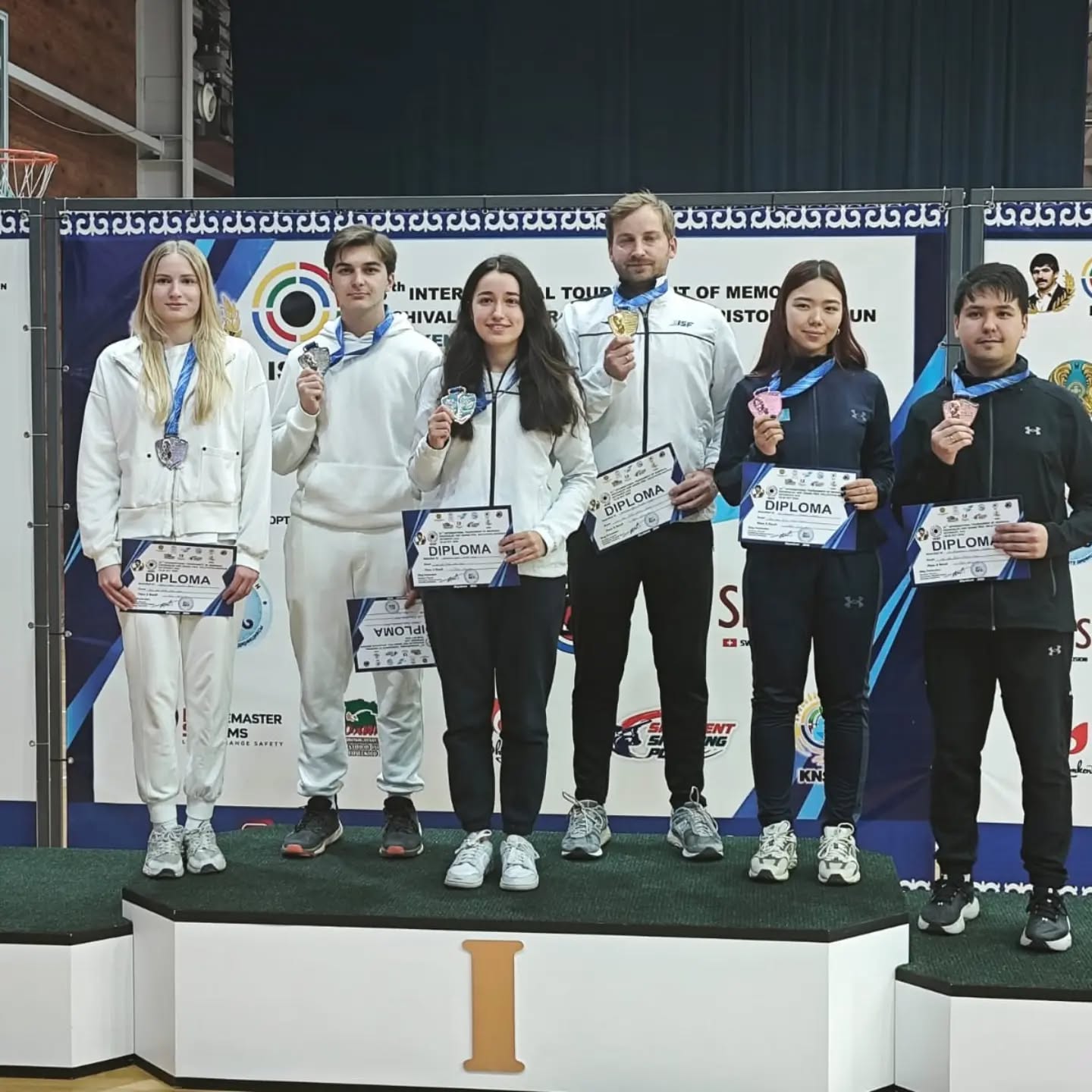 אולגה טסצ'יאב וסרגיי ריכטר. צילום: התאחדות הקליעה בישראל 